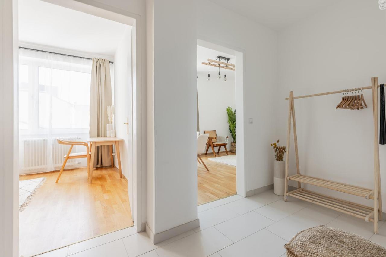 Bright Stylish Apartment With A Balcony In A Top Location Vienna Esterno foto
