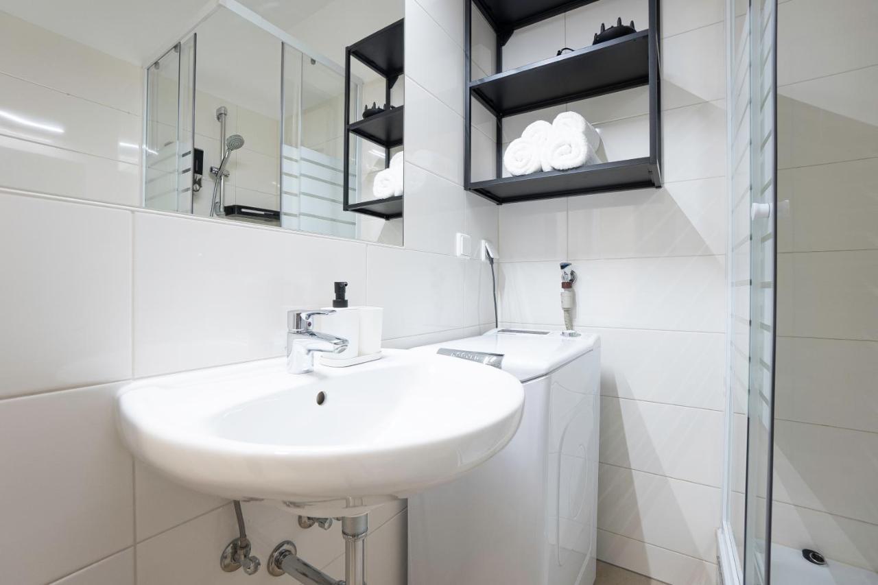 Bright Stylish Apartment With A Balcony In A Top Location Vienna Esterno foto