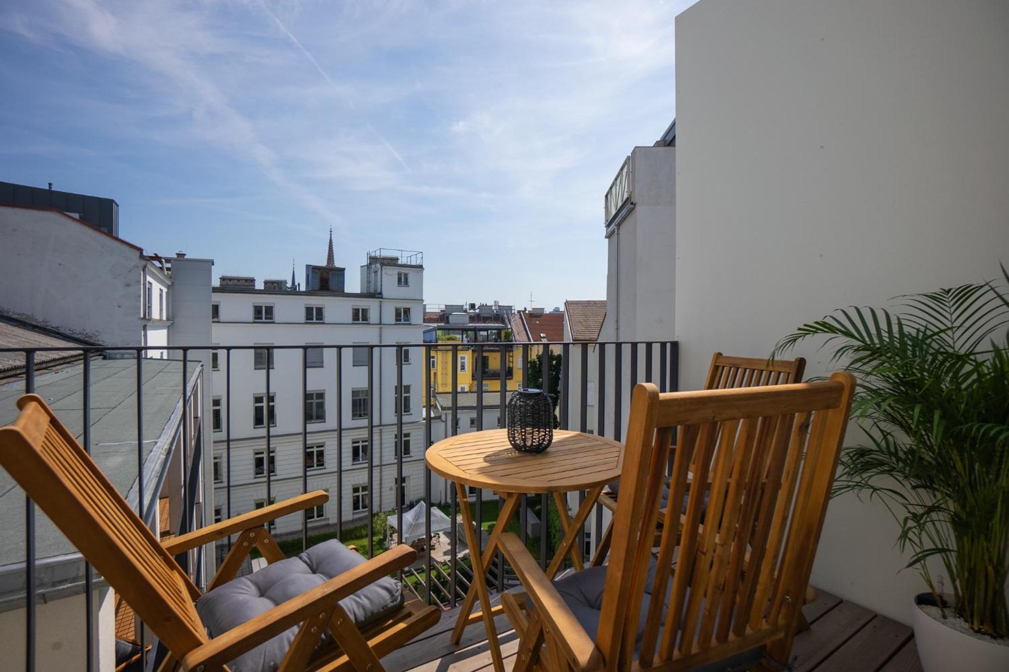 Bright Stylish Apartment With A Balcony In A Top Location Vienna Esterno foto